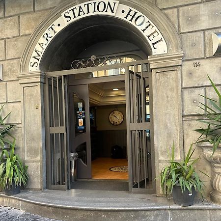 Smart Station Hotel Neapol Zewnętrze zdjęcie