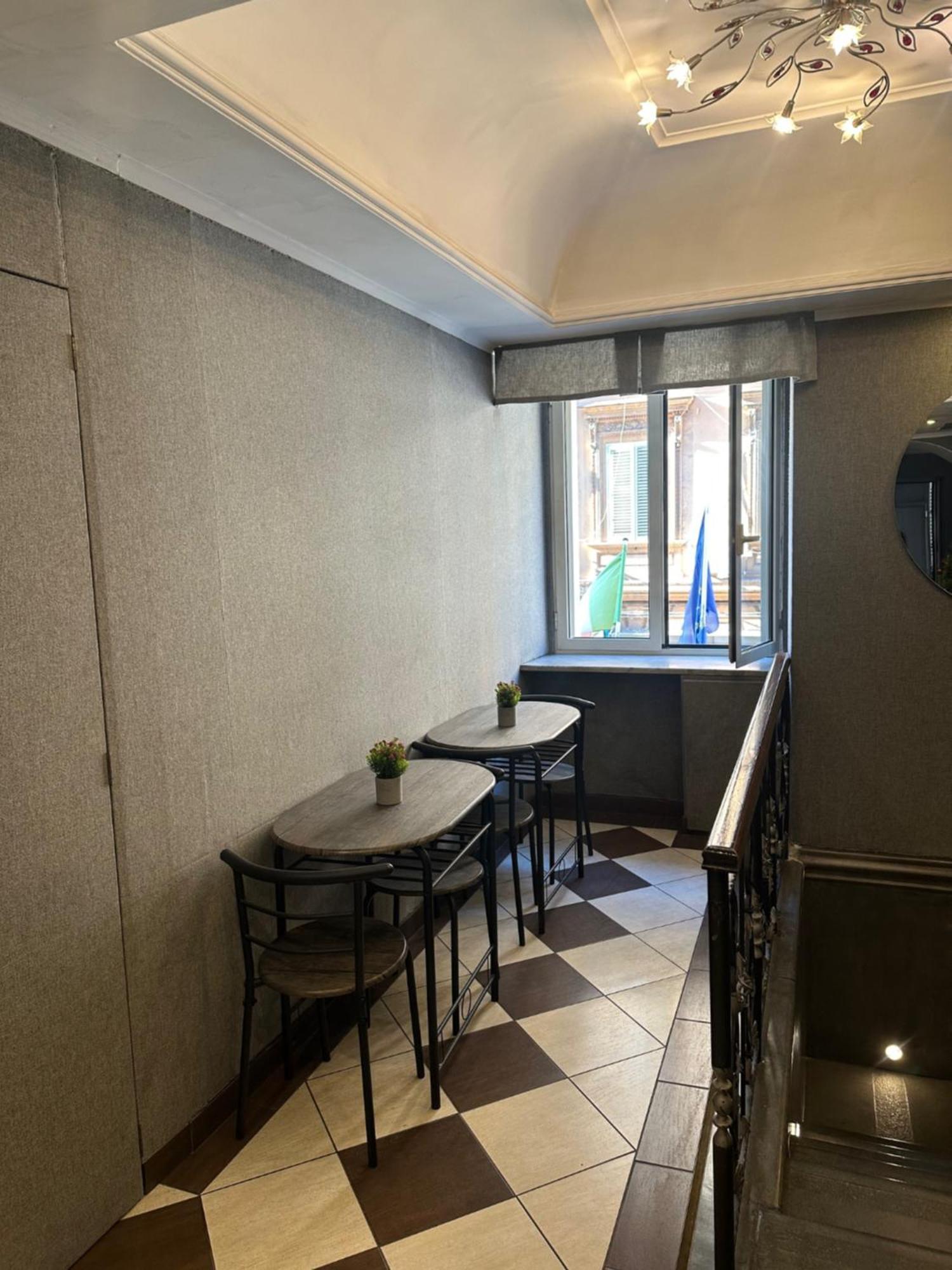 Smart Station Hotel Neapol Zewnętrze zdjęcie
